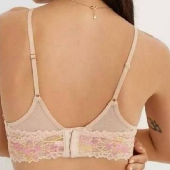 aerie Lace Bralette in Pink Floral Pattern - Picture 2 of 6